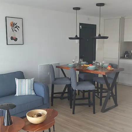 Casa Fuerte Y Levamt *