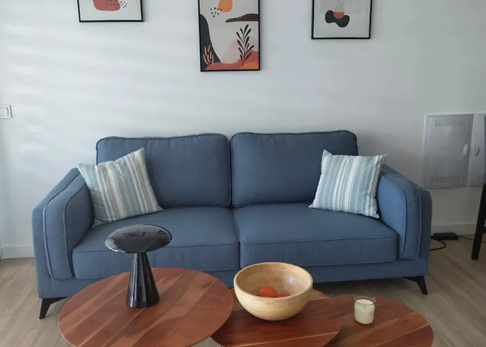 Casa Fuerte Y Levamt *