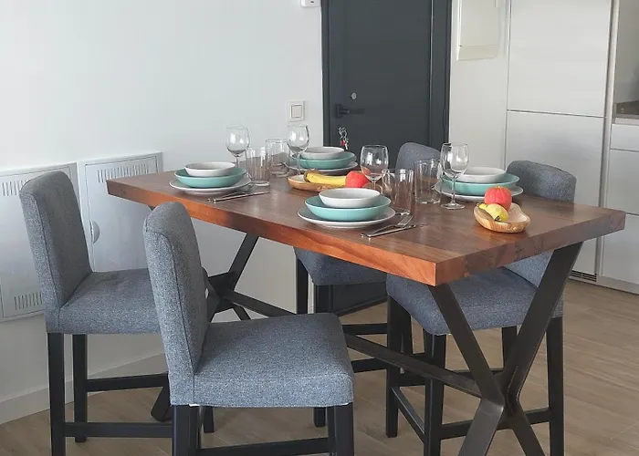 Casa Fuerte Y Levamt *