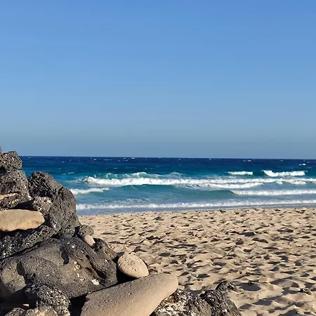 Casa Fuerte Y Levamt *